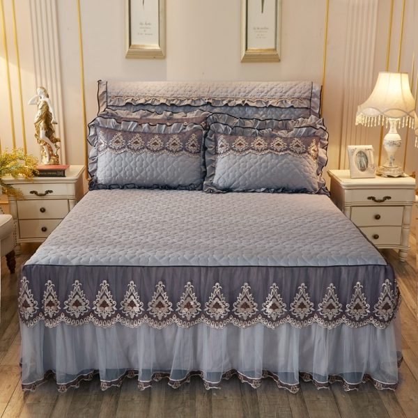 Quilted Lace Bed Skirt Bed Liner - Image 3