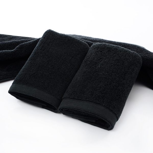 21 strands of black cotton towels - Image 4