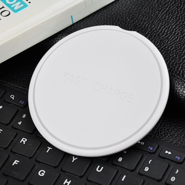 Round 10W Fast Charging Wireless Charger - Image 3