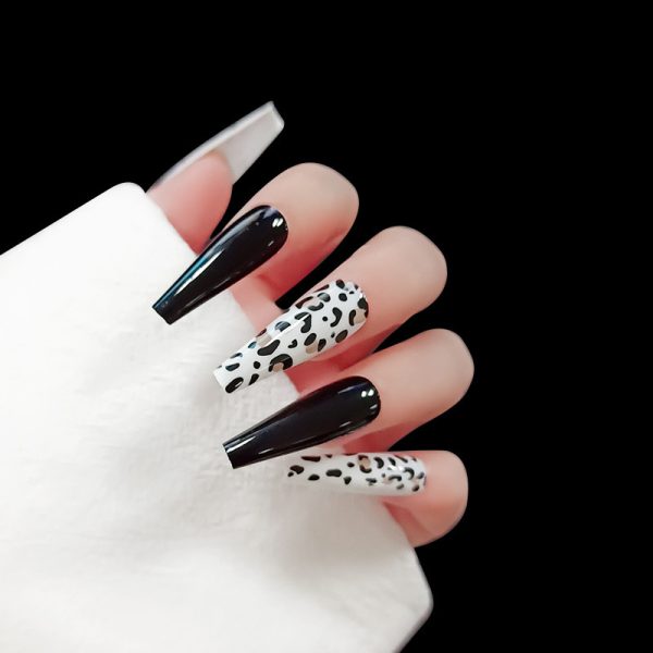 Long Ballet Nails With Flat And Pointed Water Droplets - Image 5