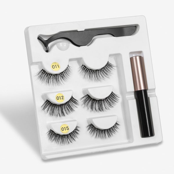 A Pair Of False Eyelashes With Magnets In Fashion - Image 10