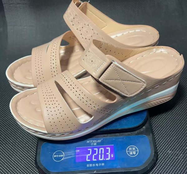 Women's Wedgy Slippers Plus Size Words - Image 7
