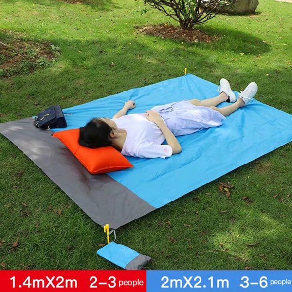 Portable Waterproof Picnic Mat Beach Mat Pocket Blanket - Image 2