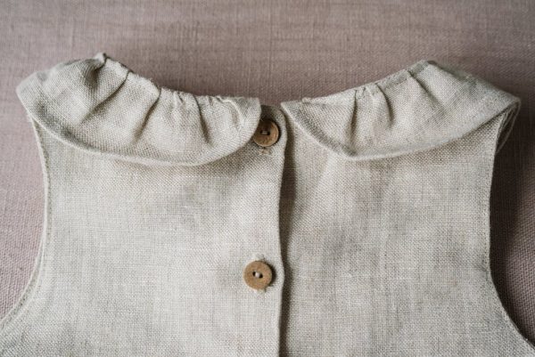 Solid Color Sleeveless Ruffled Collar Baby Jumpsuit - Image 9