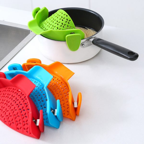 Kitchen Gadgets Silicone Pot Side Drain Stopper - Image 3