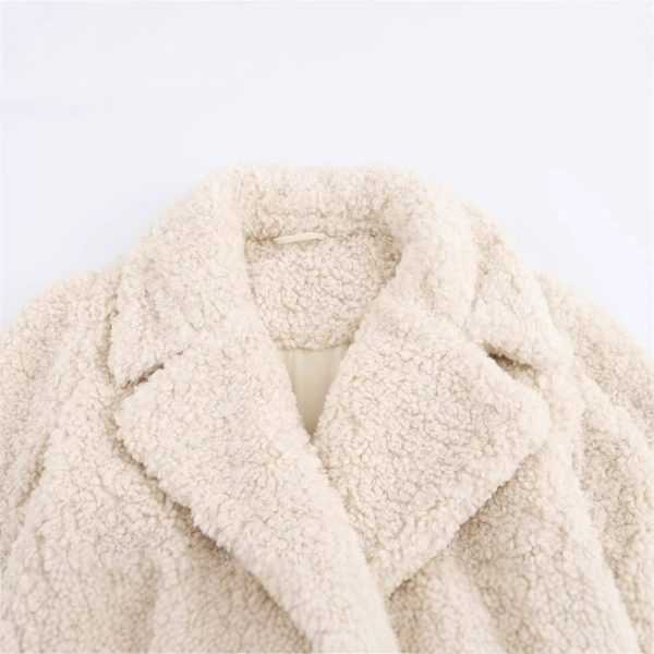 Women's Fashion Temperament Artificial Fur Effect Short - Image 3