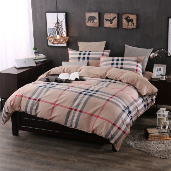 Three-piece Checked Bed Sheet Set - Image 5