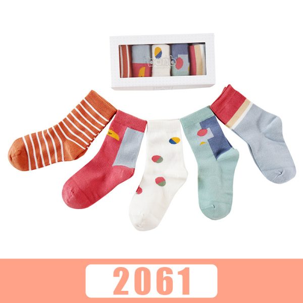 Five pairs of breathable cartoon baby socks in autumn and winter