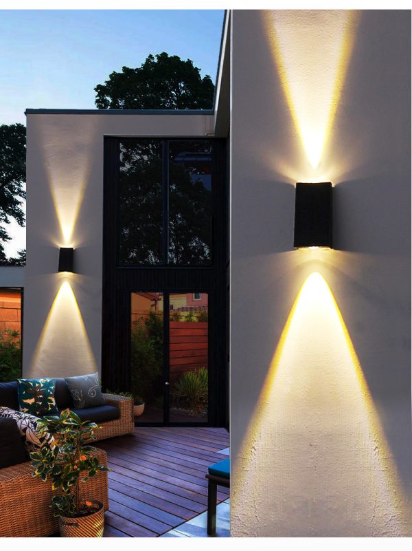 Simple Double Head Outdoor Solar Wall Light - Image 4