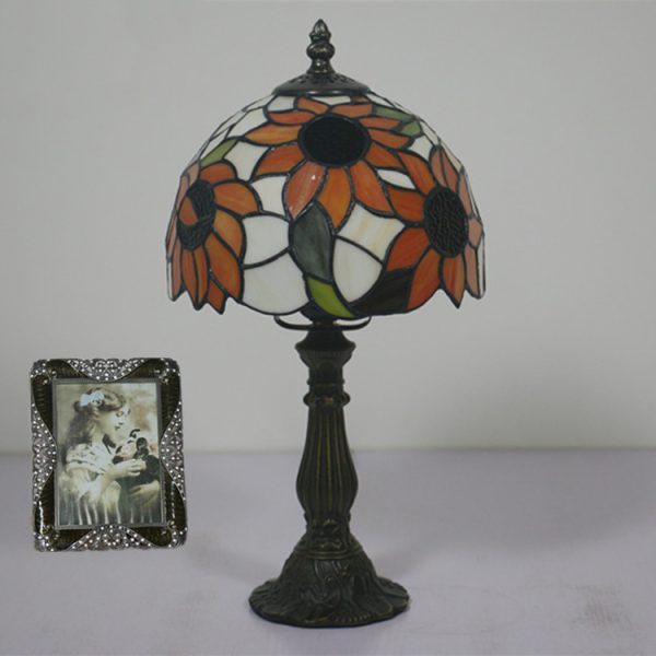 Creative retro table lamp - Image 4