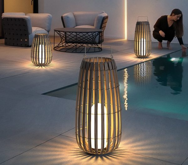 Solar Powered Rattan Lawn Portable Light - Image 10