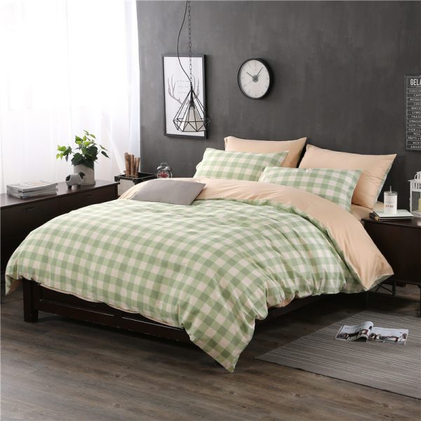 Three-piece Checked Bed Sheet Set - Image 8