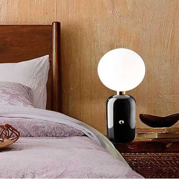 Stylish and simple table lamp - Image 5