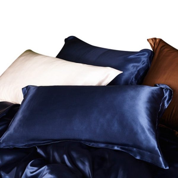 Silk pillowcase