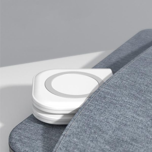 Folding Dual Magnetic Desktop Wireless Charger - Image 5