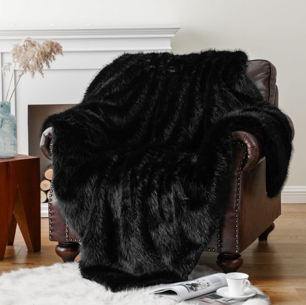 Sample Room Soft Artificial Leather PV Cashmere Bed End Blanket - Image 7