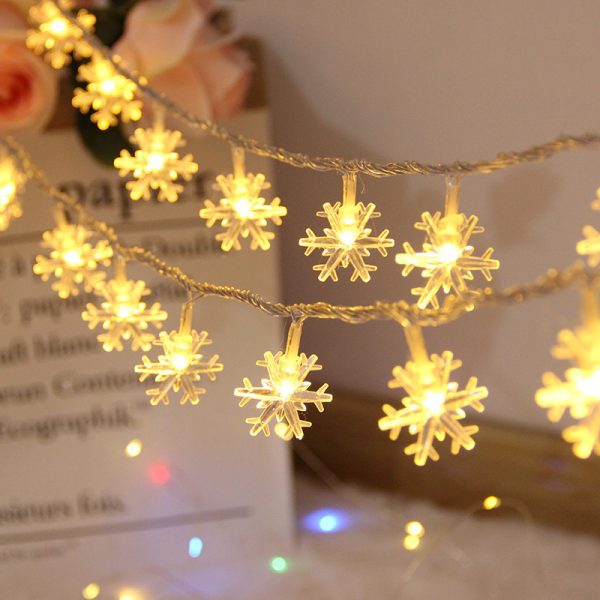 Room Decoration LED Snowflake Lighting Chain - Image 4