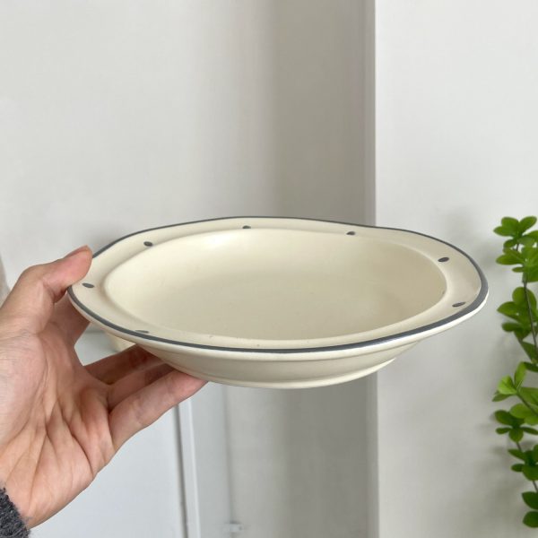 Japanese Simple Tableware Ins Style Ceramic Cake Plate - Image 4