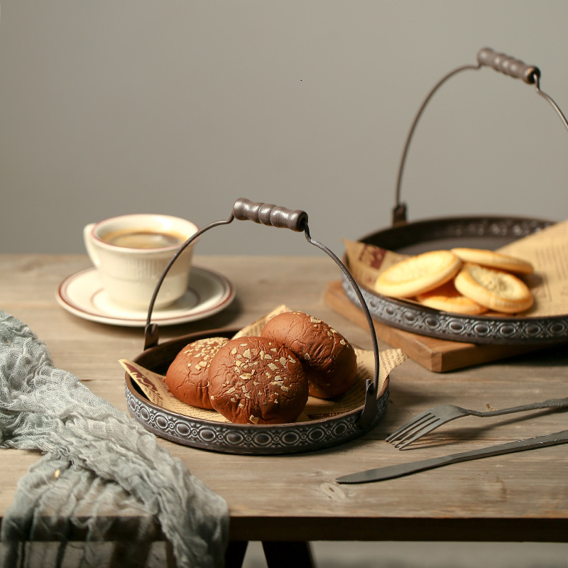 Retro Iron Art Food Tray Round Filming Prop Decoration