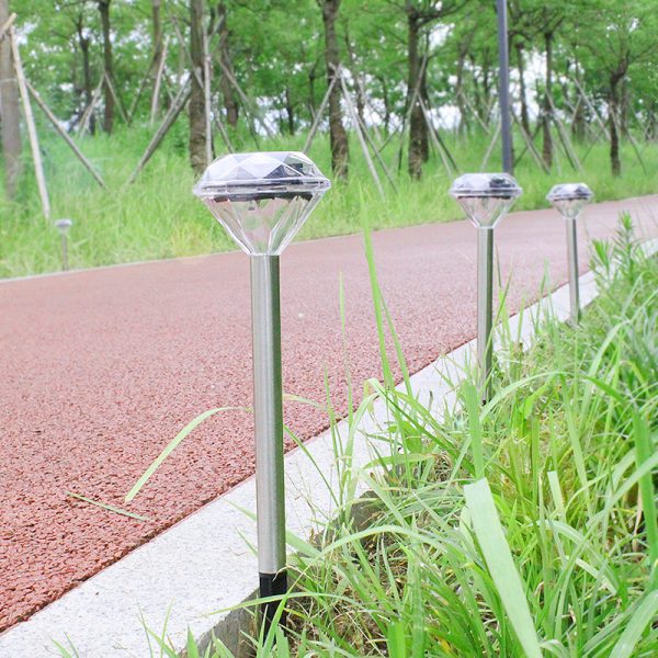 Solar-powered straight pole diamond Lawn lamp - Image 4