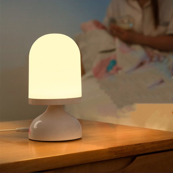 Intelligent Voice-controlled Voice Small Night Light USB Charging Pat Dimming - Image 3