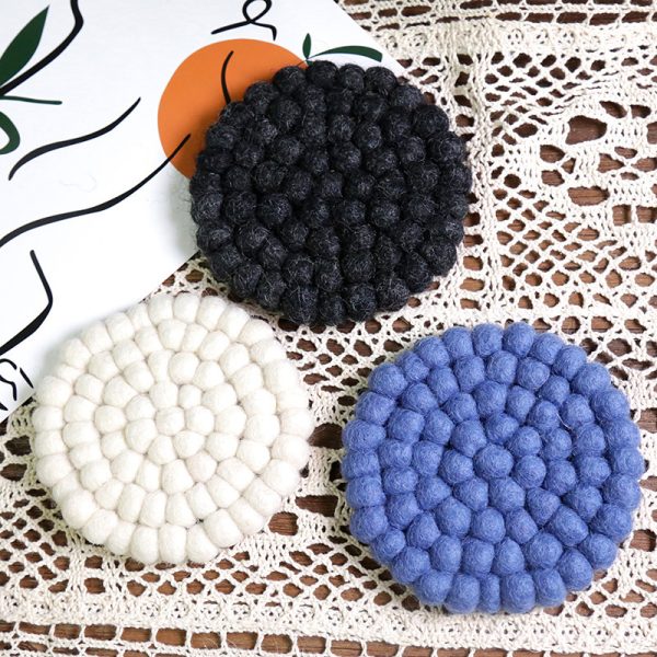 Anti-scald Tea Cup Temperament Pure Color Elegant Wool Ball Coaster - Image 10