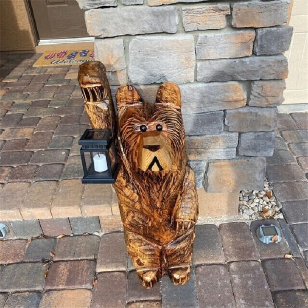 Cedar Carving Bear Resin Ornament Holding Lamp - Image 4