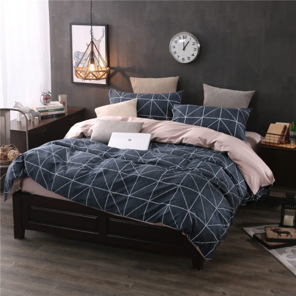 Three-piece Checked Bed Sheet Set - Image 3