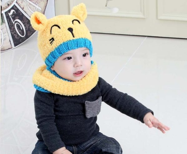 Children's knitted hat - Image 2