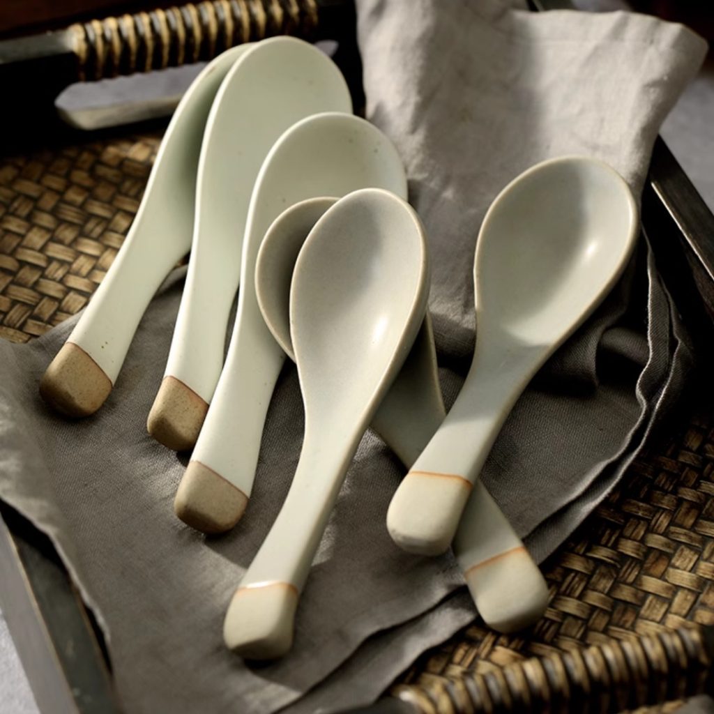 Creative Ceramic Retro Rice Spoon