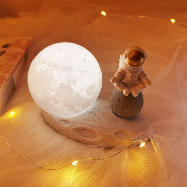 Astronauts Nordic Creativity Of Lunar Nightlight - Image 3