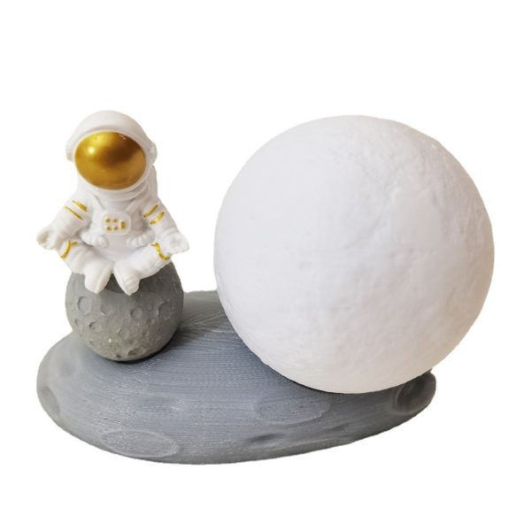 Astronauts Nordic Creativity Of Lunar Nightlight - Image 2