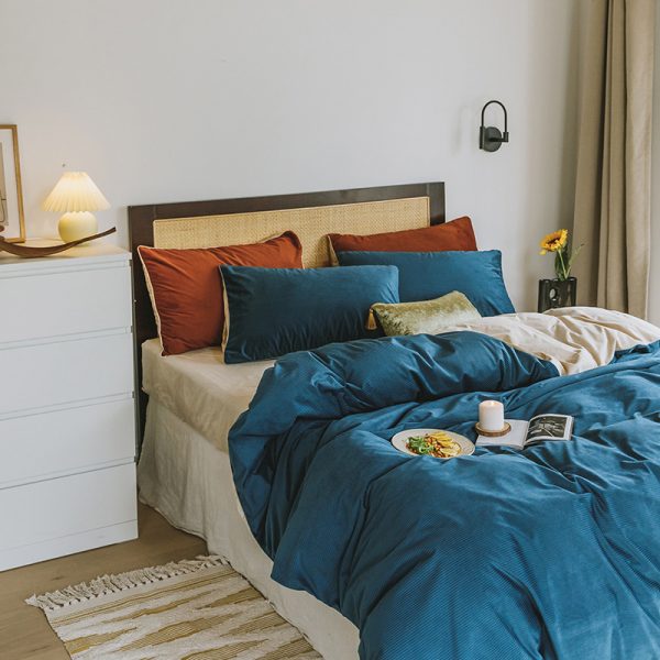 Stereoscopic Winter Thickened Warm Quilt Cover Bed - Image 5