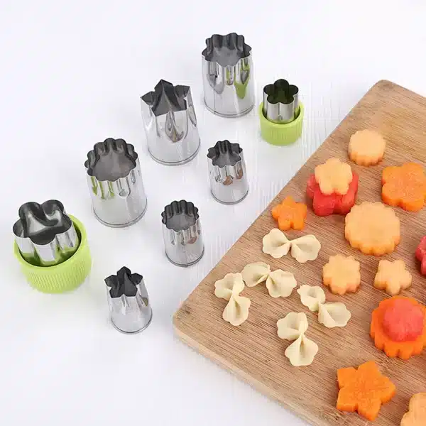 18/19PCS Vegetable And Fruit Cutter Shape Set Cooler Food Paddles Mini Cookie Cutter Sandwich Knife Bento Boxes Kitchen Gadgets - Image 4