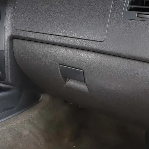For Hummer H3 2005-209 Car front passenger glove box switch buckle replacement parts for automotive interior accessories - Image 6