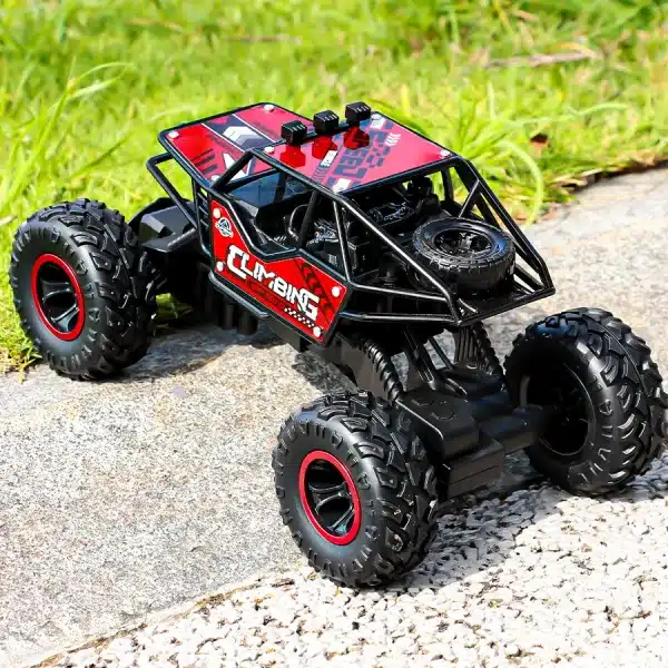 2.4G remote-controlled alloy off-road vehicle with long-distance lighting, rechargeable children's racing toy car, birthday gift