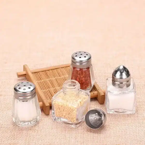 Small Mini for Picnic BBQ Outdoor Cooking Tool Spice Bottle Seasoning Bottle Kitchen Supplies Salt Jar Salt and Pepper Shakers - Image 4