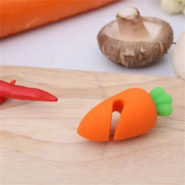 Creative Silicone Pepper Chicken Leg Carrot Shape Pot Lid Lifter Anti-spill Kitchen Practical And Interesting Gadgets - Image 5