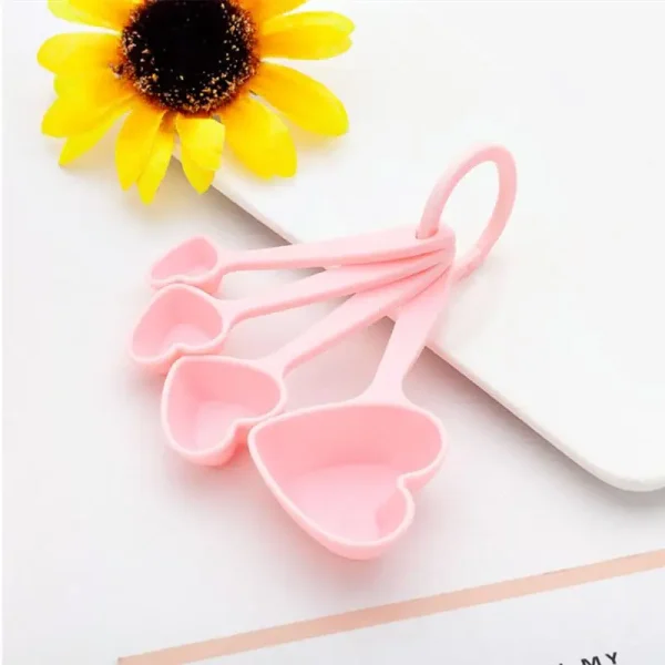 4pcs/set Plastic Spoons Measuring Spoons 3set Household Plastic Heart Shaped Dessert Spoon Coffee Sugar Scoop Kitchen Gadgets - Image 6