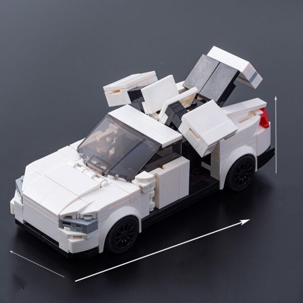 A Tesla Toy Car Piece-together Model Benefits Intelligence - Image 5