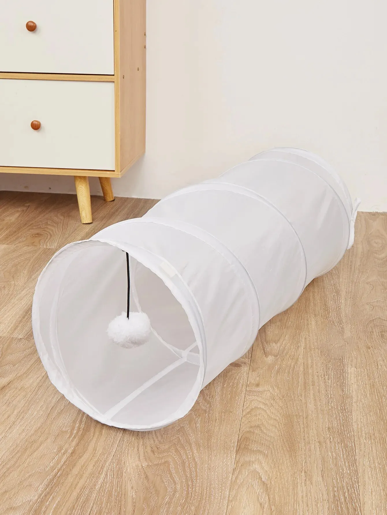 White Cat Tunnel Toys 1