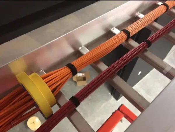 Network Carding Device Cable Comb Fireproof ABS Plastic Generic Cabling Category 5 And 6 Network Cables Laying And Carding Tools 5