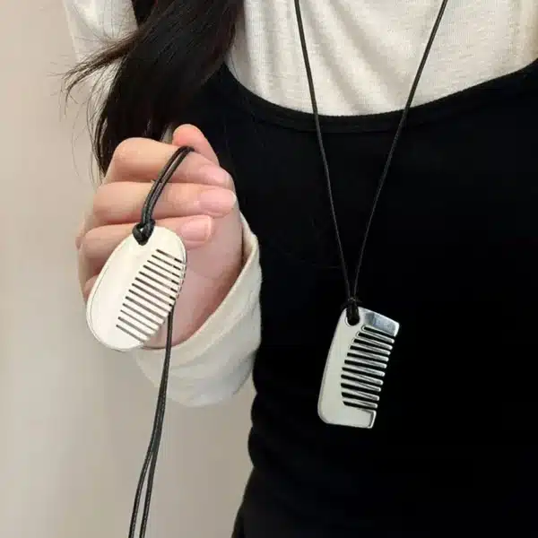 Korean Niche Leopard Print Vinegar Comb Pendant, Black Rope Necklace Women Design Sweater Chain for Girl Party Gifts 2