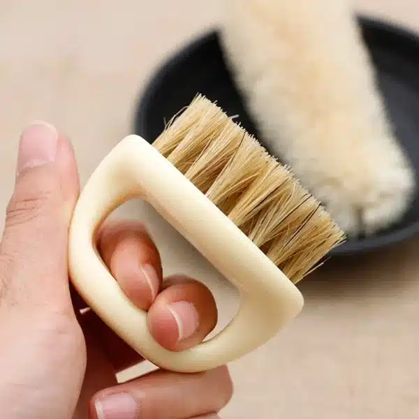 1Pcs Men's Beard Ring Brush Design Horse Bristle Men Shaving Brush Portable Barber Beard Brushes Salon Face Cleaning Razor Brush 2
