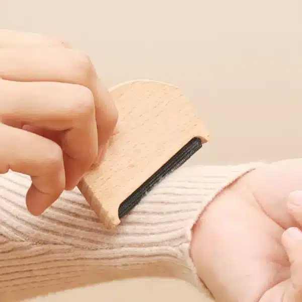 Lint Fur Remover Wooden Epilator Cashmere Sweater Clothes Fluff Fabric Shaver Pilling To Pompom Portable Cleaning Comb Brush 1