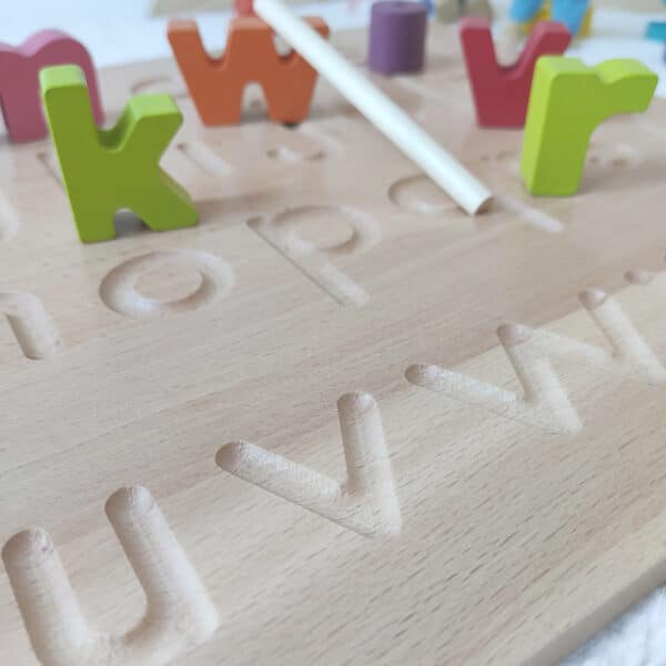 Solid wood children's writing board - Image 4