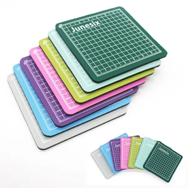 Mini Cutting Mat 8CM*8CM PVC Cutting Board Mats Mats Engraving Pad Accessories For Craft mini tapete de corte 2