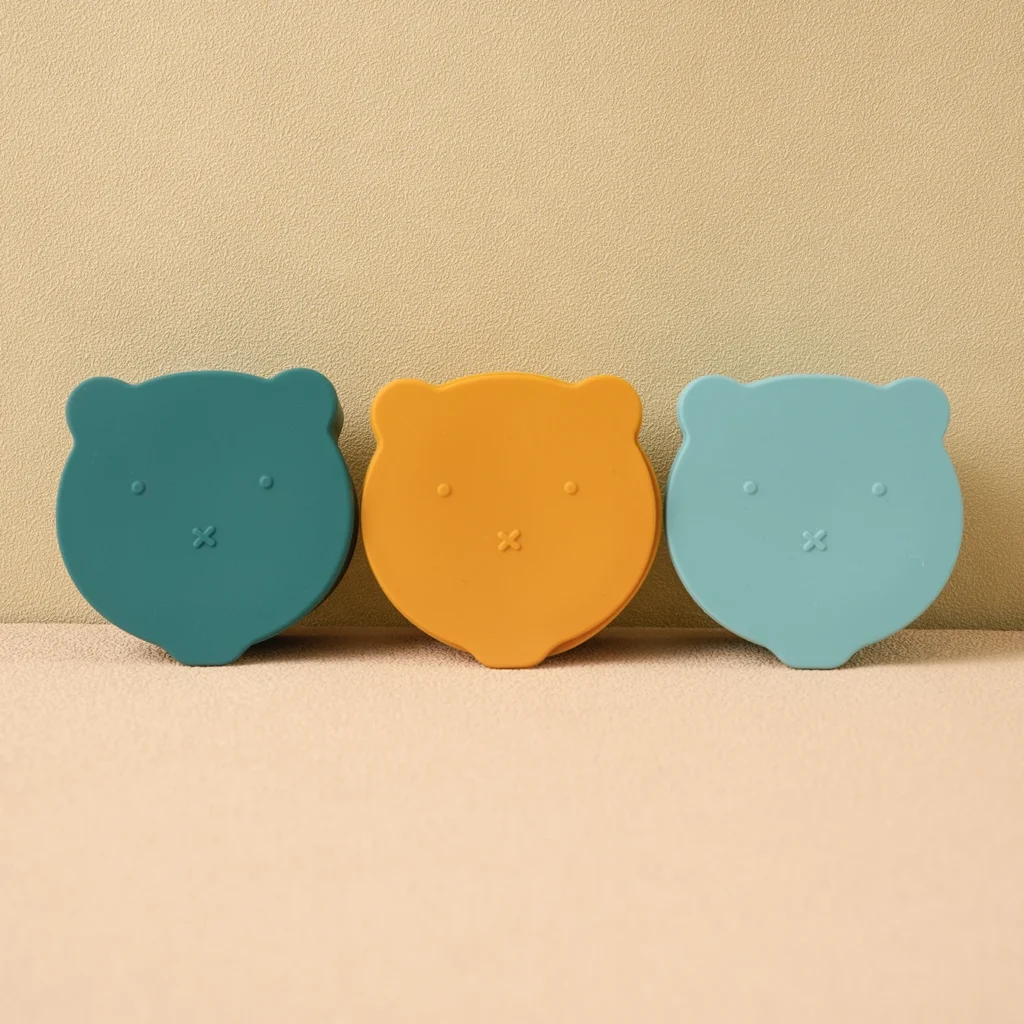 1PCS Baby Cartoon Silicone Feeding Snack Cup Toddle Portable Food Storage Box Portable Snacks Container Children's Tableware